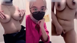 Bokep Indo Viral Cewe Sangean Colmek Ditoilet Umum